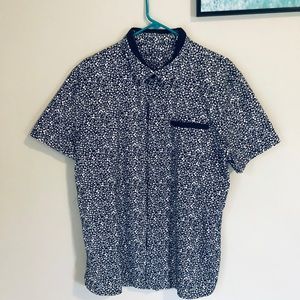 Lululemon Men’s Airing Short Sleeve Button Down L